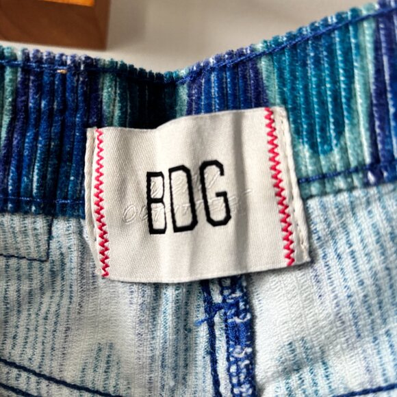 BDG Urban Outfitters • high rise corduroy pants - Picture 4 of 6